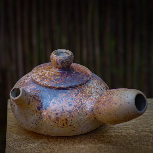 Small sidehandle teapot